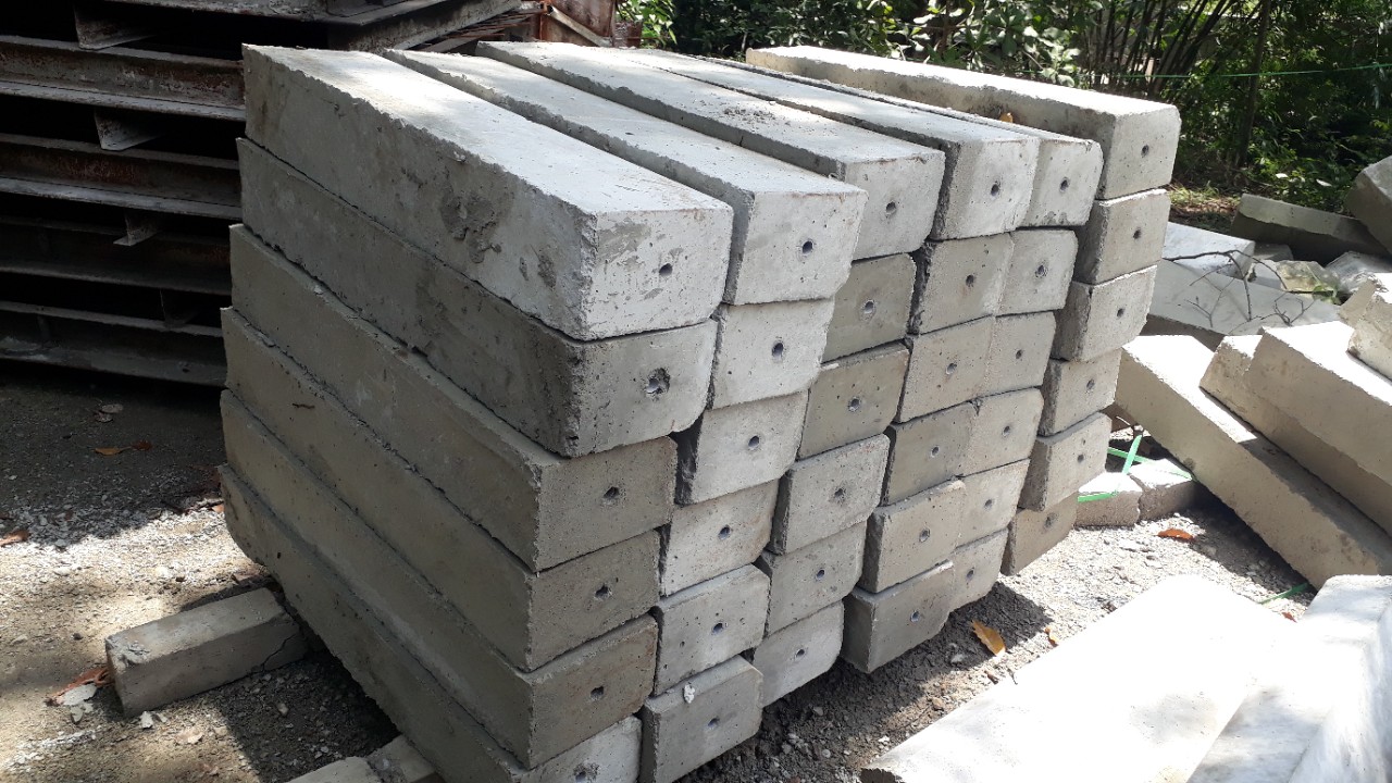 Bó vỉa bê tông